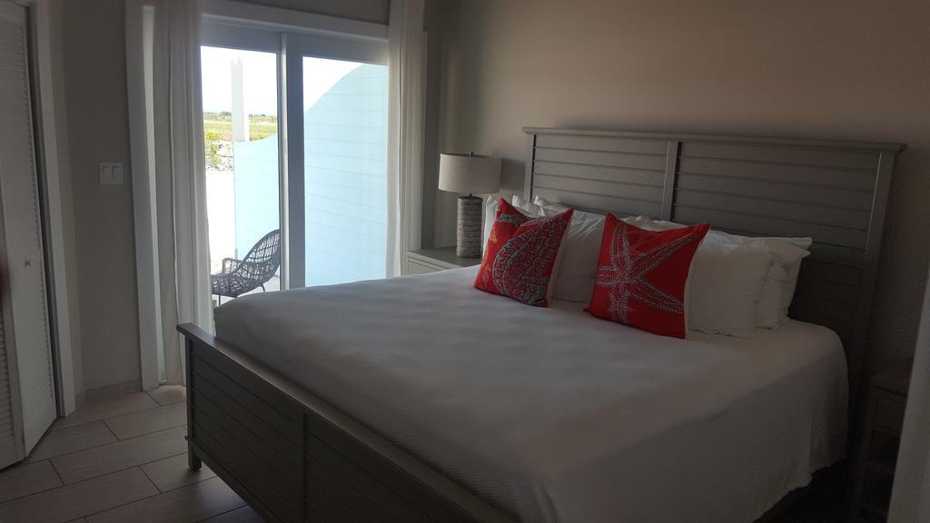 Cape Eleuthera Resort & Marina Freetown Экстерьер фото