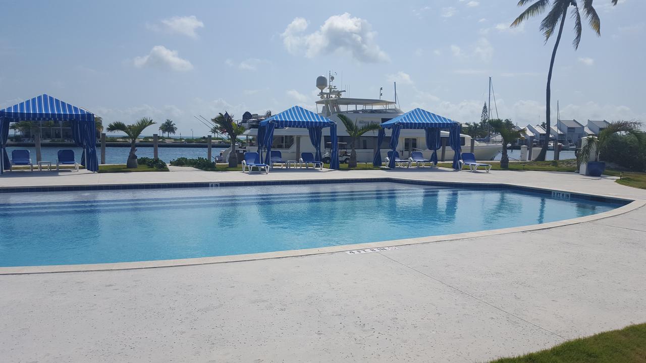Cape Eleuthera Resort & Marina Freetown Экстерьер фото